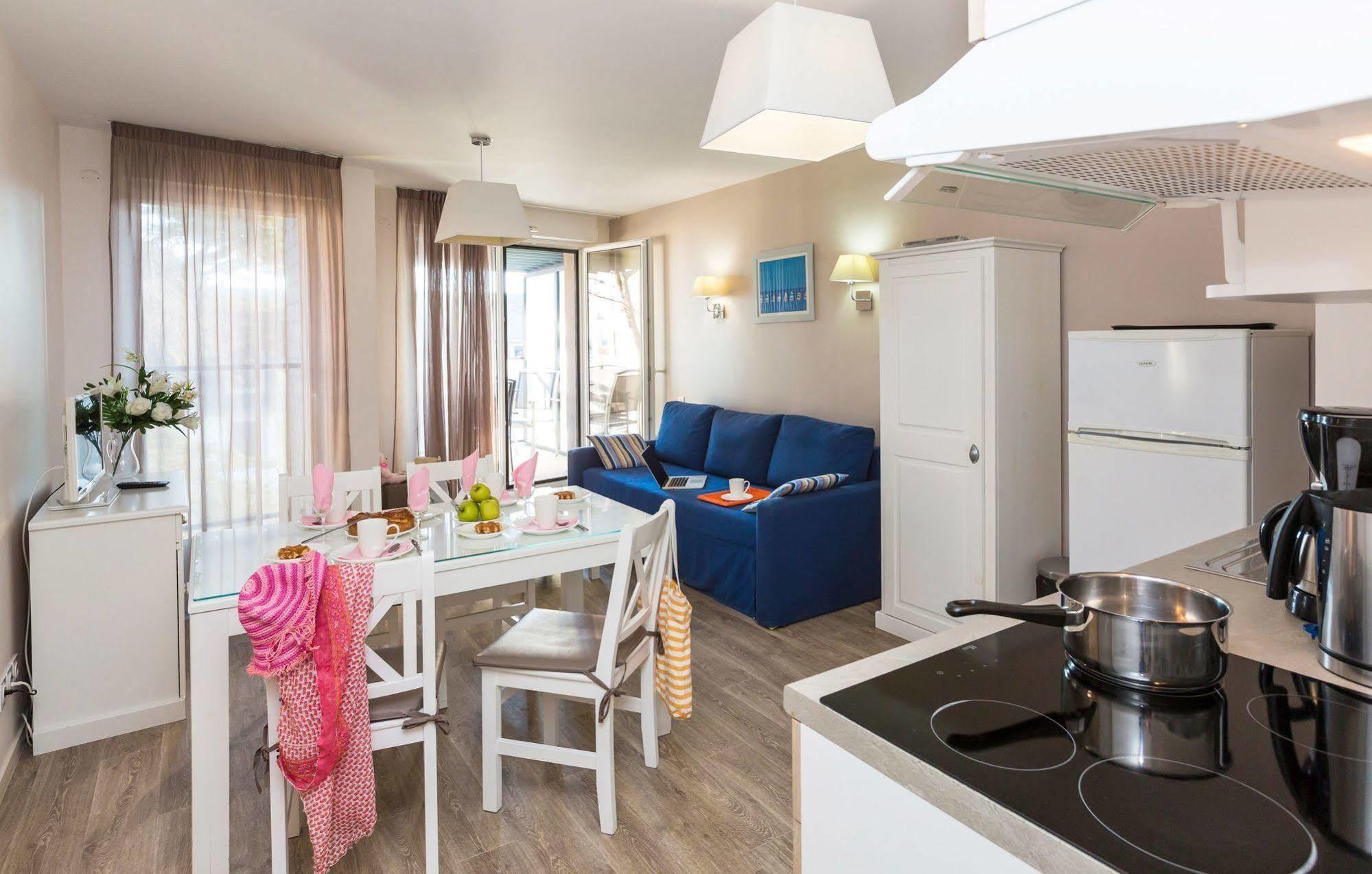 Residence Prestige Odalys De La Plage Pornichet Bagian luar foto
