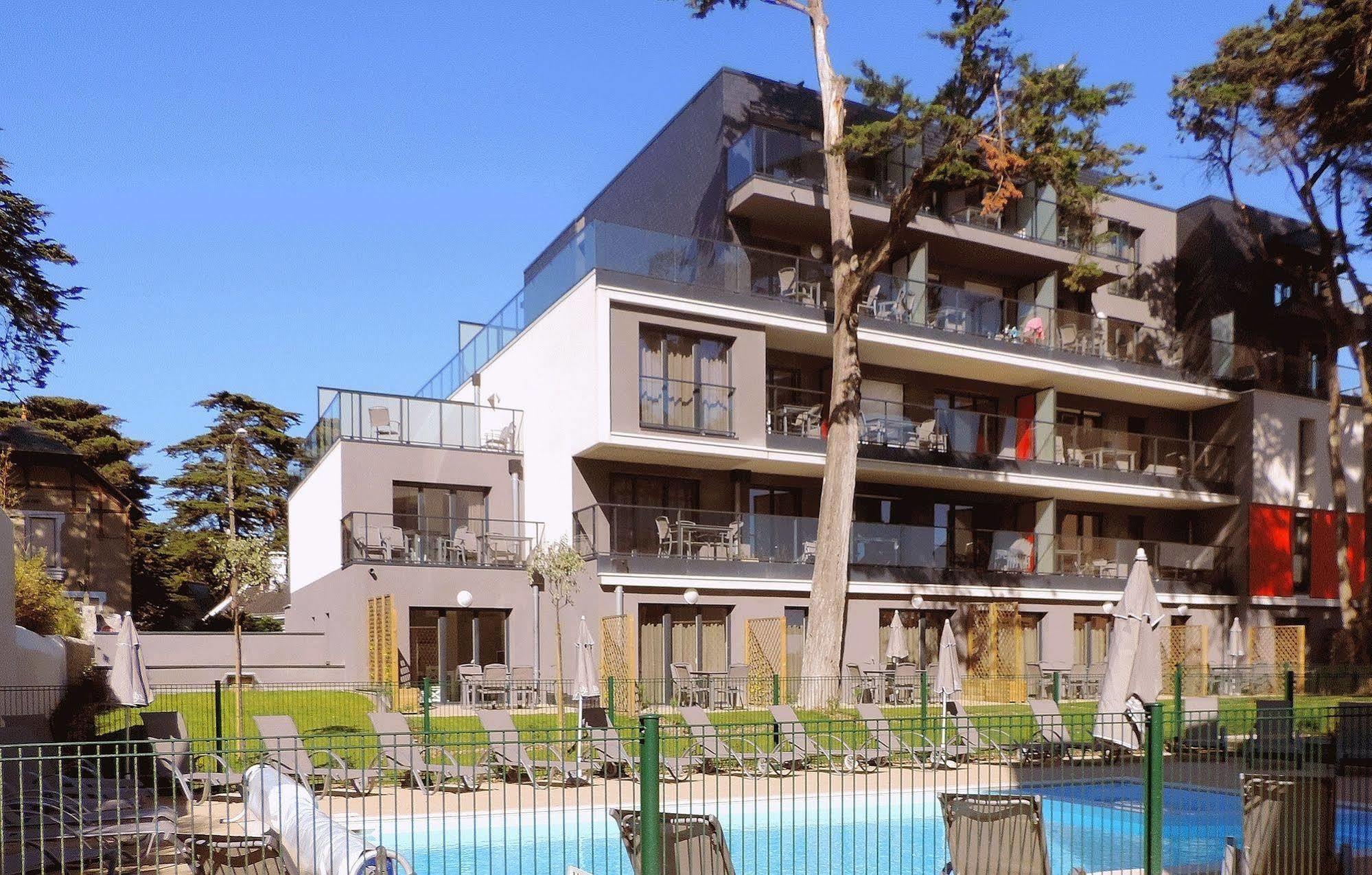 Residence Prestige Odalys De La Plage Pornichet Bagian luar foto